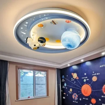 Мультяшный потолочный светильник для спальни, современная люстра для кабинета, оригинальность, интеллектуальный светодиодный светильник для девочек и мальчиков, астронавт, украшающий светильники